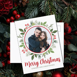 Cartes Pour Fêtes Annuelles Chic Red Holly Berry Christmas Wreath Couple Photo