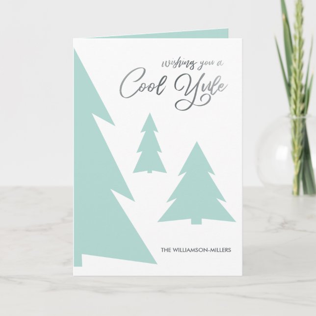 Cartes Pour Fêtes Annuelles Cool moderne Yule Script Light Green Trees Photo (Devant)