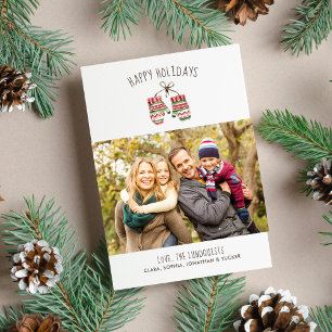 Cartes Pour Fêtes Annuelles Cosy Winter Mittens Happy Holidays Family Photo