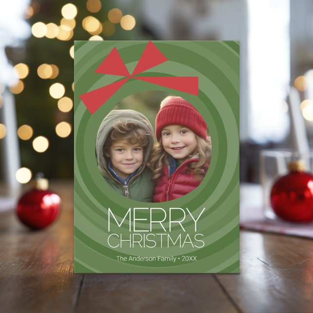 Cartes Pour Fêtes Annuelles Couronne de Noël moderne avec photo rouge vert (Custom Holiday Photo Greeting Card)