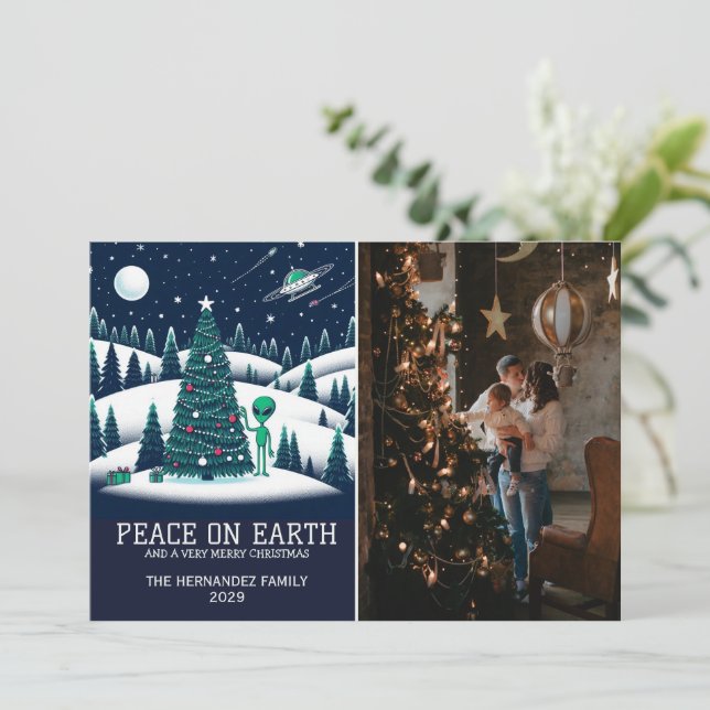 Cartes Pour Fêtes Annuelles Église alien (Debout devant)
