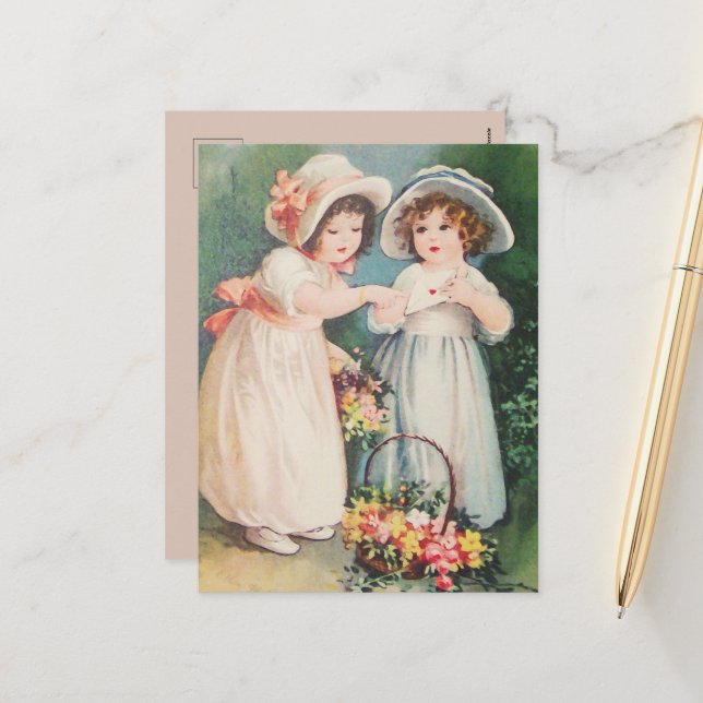 Cartes Pour Fêtes Annuelles Enfants victoriens tenant une Saint Valentin & Fle (Devant/Arrière en situation)