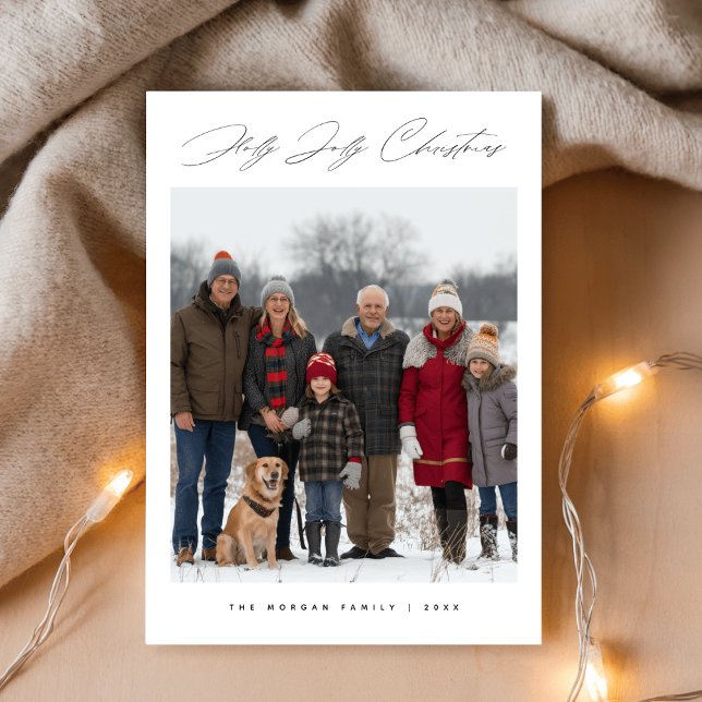 Cartes Pour Fêtes Annuelles Holly Jolly Script Snowy Family Photo de Noël (Créateur téléchargé)