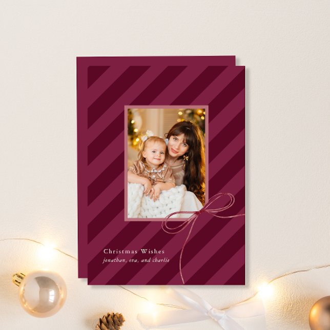 Cartes Pour Fêtes Annuelles Joli Bow Stripes de Noël Simple Photo Élégante (Créateur téléchargé)
