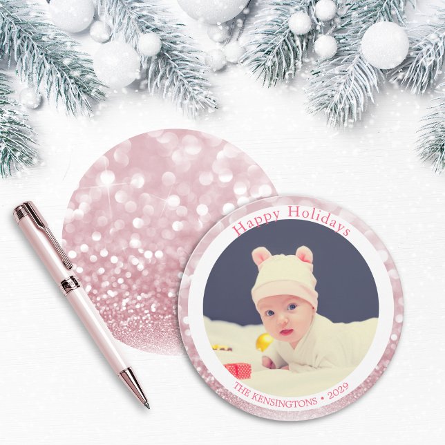 Cartes Pour Fêtes Annuelles Joyeuses vacances Parties scintillant rose mignonn (Baby’s First Christmas Round Holiday Photo Card)