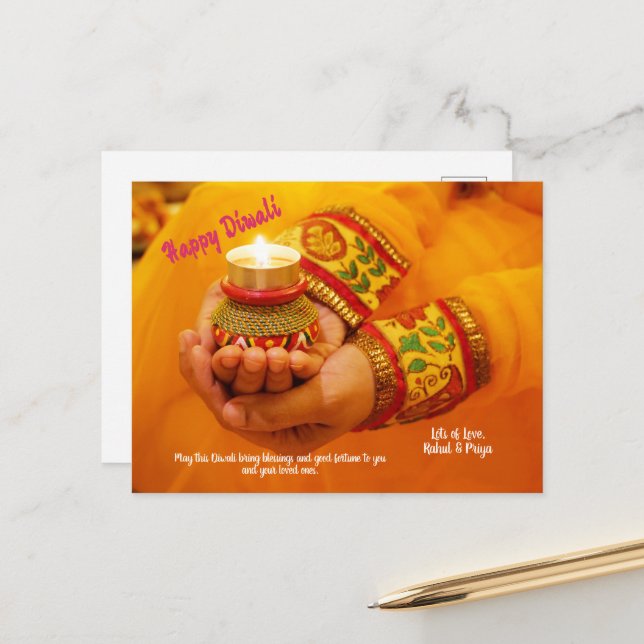Cartes Pour Fêtes Annuelles Joyeux Diwali Salutation Diya lampes jaune main (Devant/Arrière en situation)