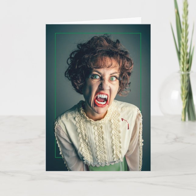Cartes Pour Fêtes Annuelles Joyeux Halloween à tousVampire féminine Campy  (Devant)