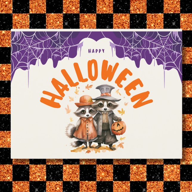 Cartes Pour Fêtes Annuelles Joyeux Halloween Raccoon en Whimsical Couple (Créateur téléchargé)