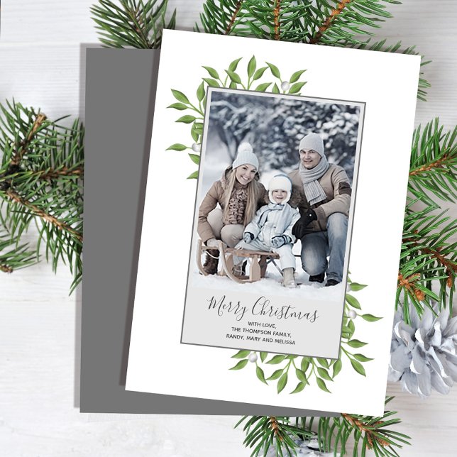 Cartes Pour Fêtes Annuelles Joyeux Noël Verdure Élégant hiver Foliage (Merry Christmas holiday greenery photo card with a grey border. )