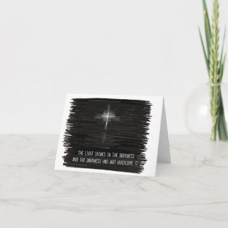 Cartes Pour Fêtes Annuelles La lumière brille dans l'obscurité