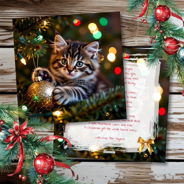 Cartes Pour Fêtes Annuelles Little Kitten on Christmas Tree Personalized (Créateur téléchargé)