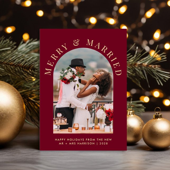 Cartes Pour Fêtes Annuelles Marié Merry Arch Photo Bourgogne Gold Christmas (A beautiful and unique photo card to announce your marriage to family + friends this holiday season)
