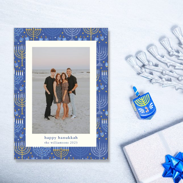 Cartes Pour Fêtes Annuelles Menorah Jaune Moderne Hanoukka Deux photos (Créateur téléchargé)