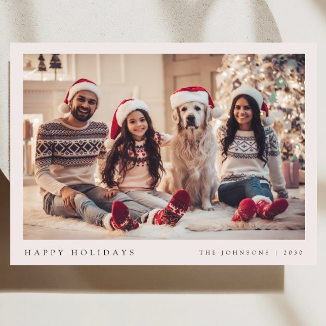 Cartes Pour Fêtes Annuelles Noël minimal | Moderne Portrait de famille vert (Celebrate the season with a photo holiday card featuring your favorite memories)