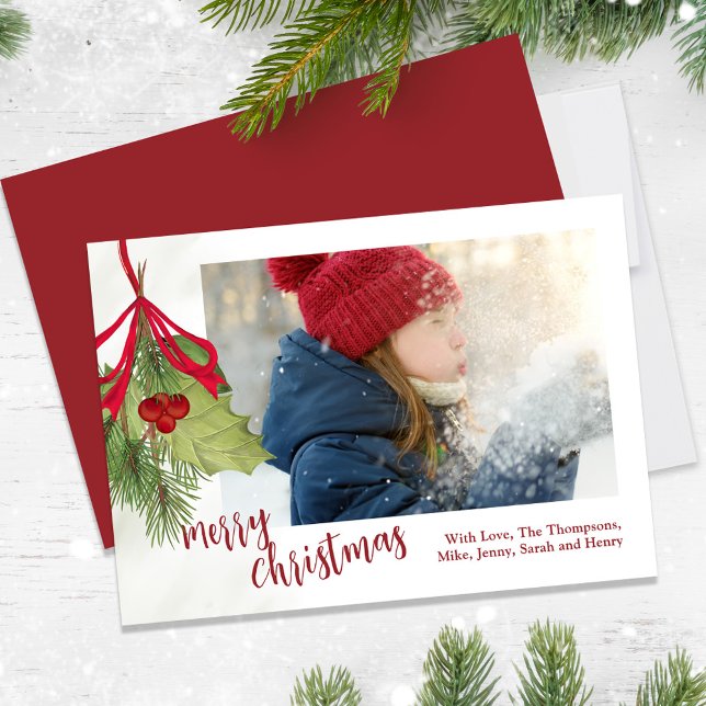 Cartes Pour Fêtes Annuelles Noël Vacances hiver Végétation Holly Photo (Merry Christmas holiday berries and greenery with a whimsical red ribbon.)