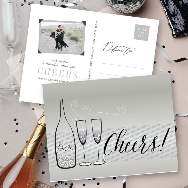 Cartes Pour Fêtes Annuelles Nouvelle Année Stylée Champagne Argent Cheers Bubb (Silver Champagne Cheers Bubbly Stylish New Year Holiday Postcard @ fat_fa_tin)