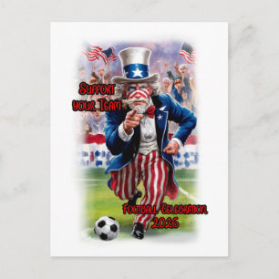 Cartes Pour Fêtes Annuelles Oncle Sam patriotique jouant au football sur un