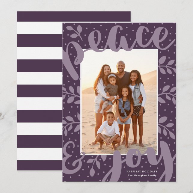 Cartes Pour Fêtes Annuelles Paix moderne et joie Stylish Christmas Plum Photo (Devant / Derrière)