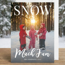 Photo de famille de vacances d'hiver Snow Much Fun
