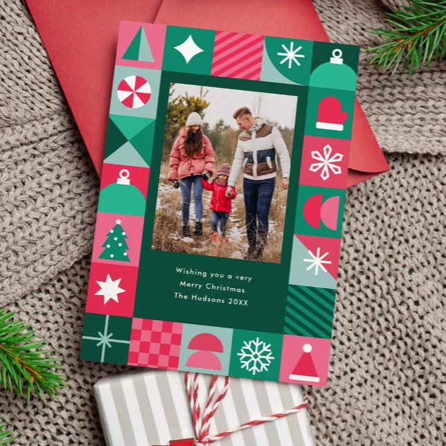 Cartes Pour Fêtes Annuelles Photo de Noël géométrique moderne (fun, geometric, modern, Christmas photo card with simple holiday icons)