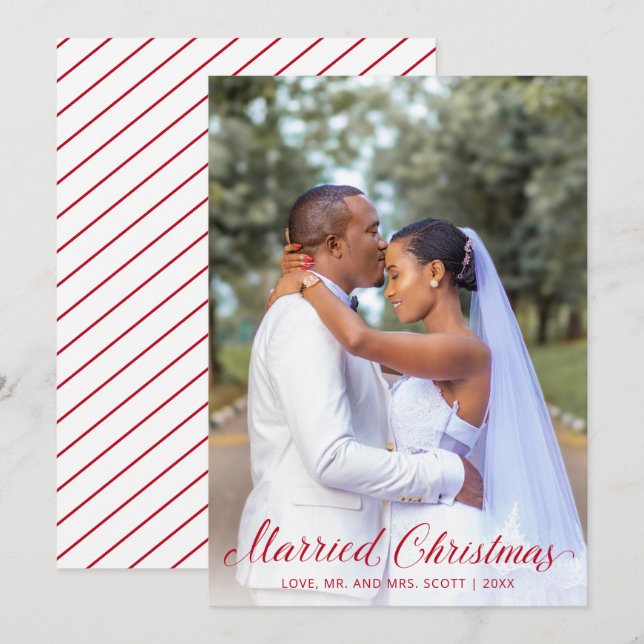 Cartes Pour Fêtes Annuelles Photo moderne mariée Rouge Script élégant Noël (Devant / Derrière)