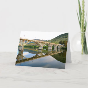 Cartes Pour Fêtes Annuelles Pont routier au-dessus du fleuve Douro