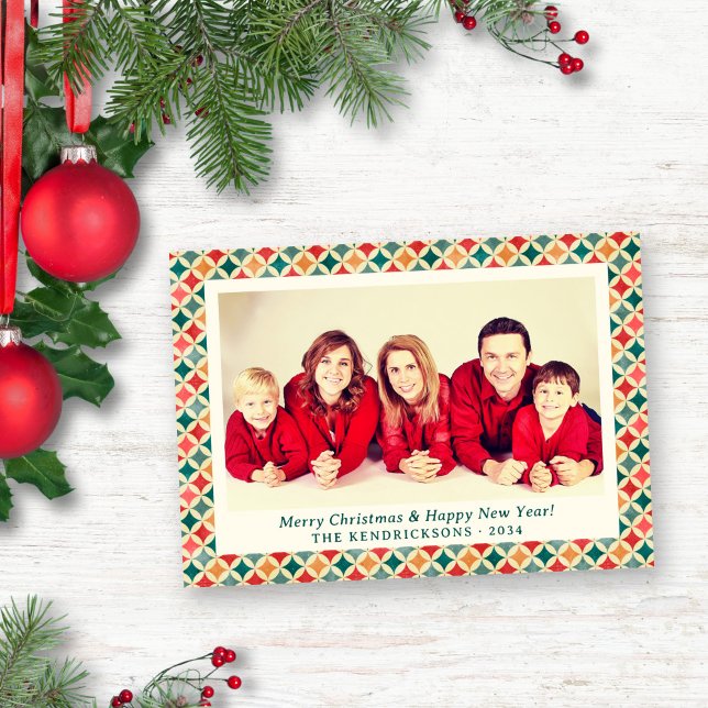 Cartes Pour Fêtes Annuelles Retro Red/Green/Gold Stars Photo de vacances (Retro-Inspired Red Green Gold Stars Holiday Photo Card)