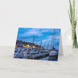Cartes Pour Fêtes Annuelles Scène nocturne traditionnelle de la ville de pêche