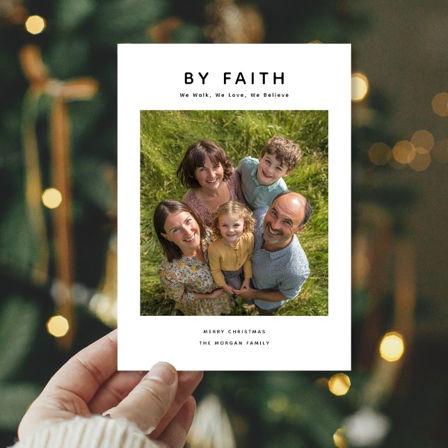 Cartes Pour Fêtes Annuelles Simple Par la foi Famille religieuse Photo Noël (Créateur téléchargé)