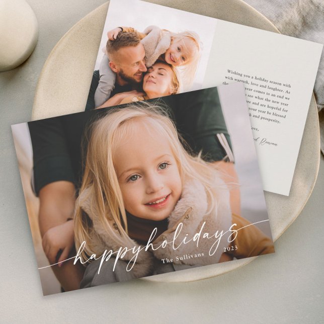 Cartes Pour Fêtes Annuelles Simple Photo de Script Manuscrit (Elegant Simple Handwritten Photo Holiday Card with Modern Happy Holidays Script Typographic Overlay.)