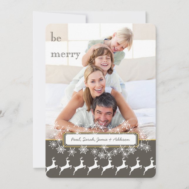 Cartes Pour Fêtes Annuelles Soyez Joyeux Gris Jaune Famille Photo de vacances  (Devant)