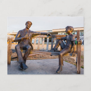 Cartes Pour Fêtes Annuelles Statue en bronze de jeunes et de vieux parlant