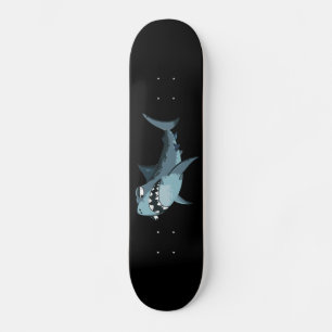 CARTON DE SKATEBOARD À REQUINS EN COURS