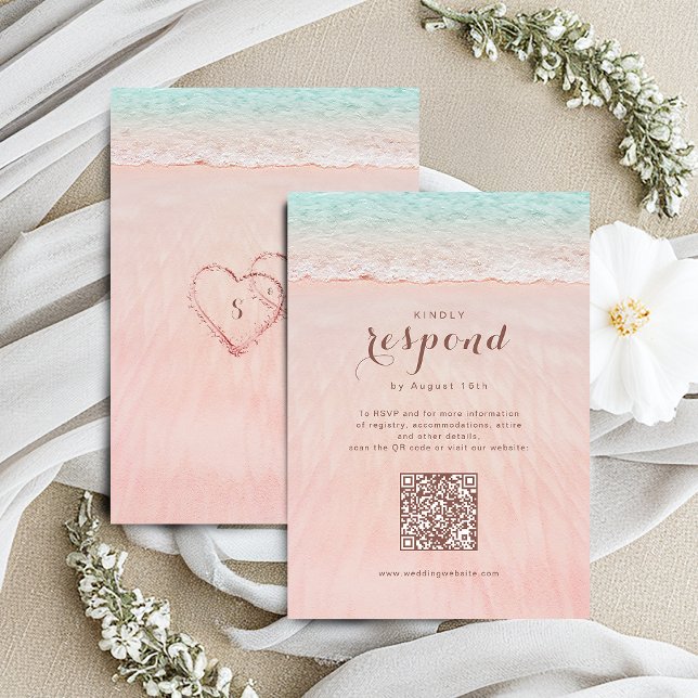 Cartons Réponse Coeurs roses dans le mariage plage de sable code Q (Pink hearts in the sand beach wedding QR code RSVP Card)