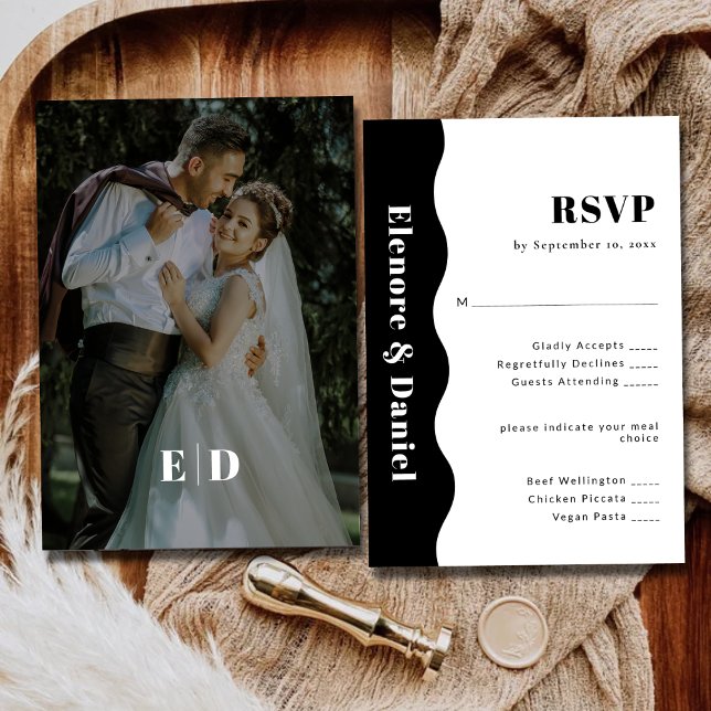 Cartons Réponse Mariage photo moderne Black and White Side Wave (Modern Black and White Side Wave Photo Wedding RSVP Card)