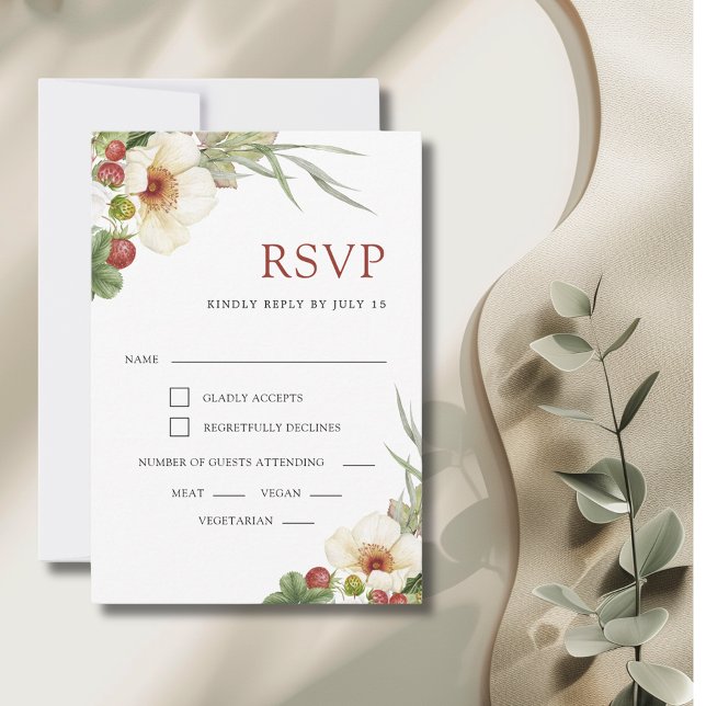 Cartons Réponse Rose blanche et Mariage de fraises sauvages (White Rose and Wild Strawberry Wedding RSVP Card with Envelope)