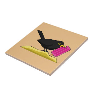 Cartoon Blackbird isst eine Eiscreme Fliese