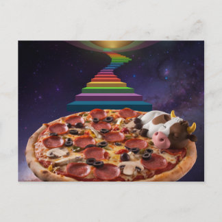 Cartoon Kuh Schlafen auf Pizza Postkarte