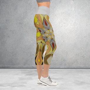 Cartoon Mandala Blume Gelb Grau und Rot Capri Leggings