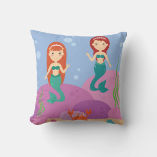 Cartoon Meerjungfrauen schwimmen im Meer Kissen