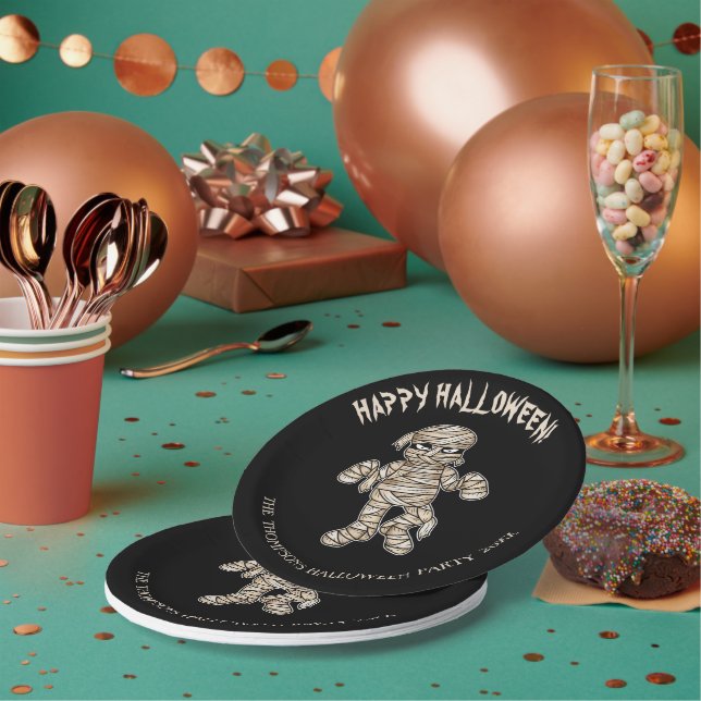 Cartoon Mummy Personalizable Halloween-Ereignistex Pappteller (Multi)