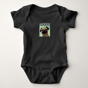 Cartoon Niedlicher Mops je Niedlicher Welpenspass Baby Strampler