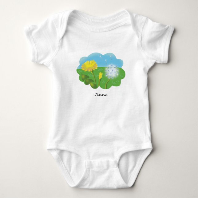 Cartoon personalisierter Löwenzahn auf der Wiese Baby Strampler (Vorderseite)