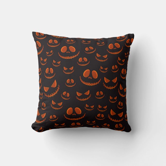 Carved Pumpkin Eyes and Evil Smile - Halloween Kissen (Vorderseite)