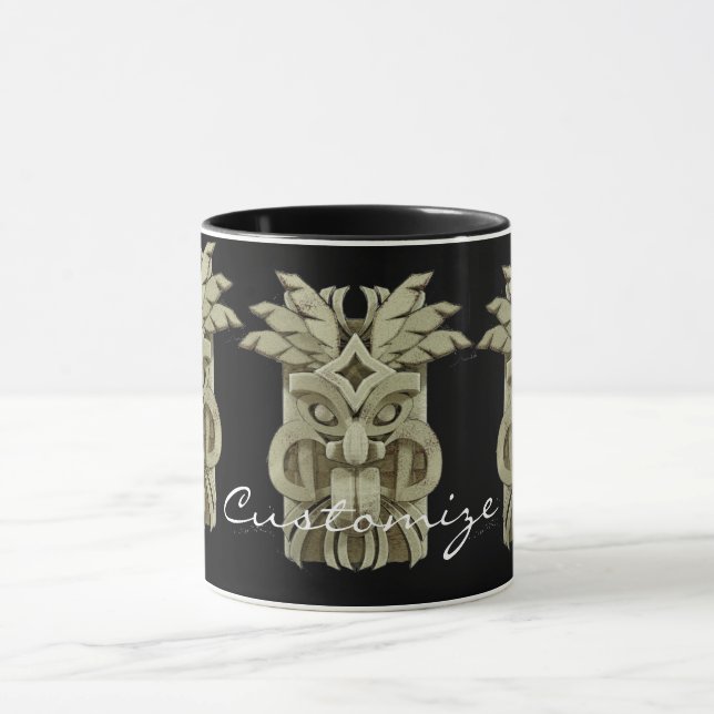 Carved Tiki Sculpture Thunder Tasse (Zentrum)