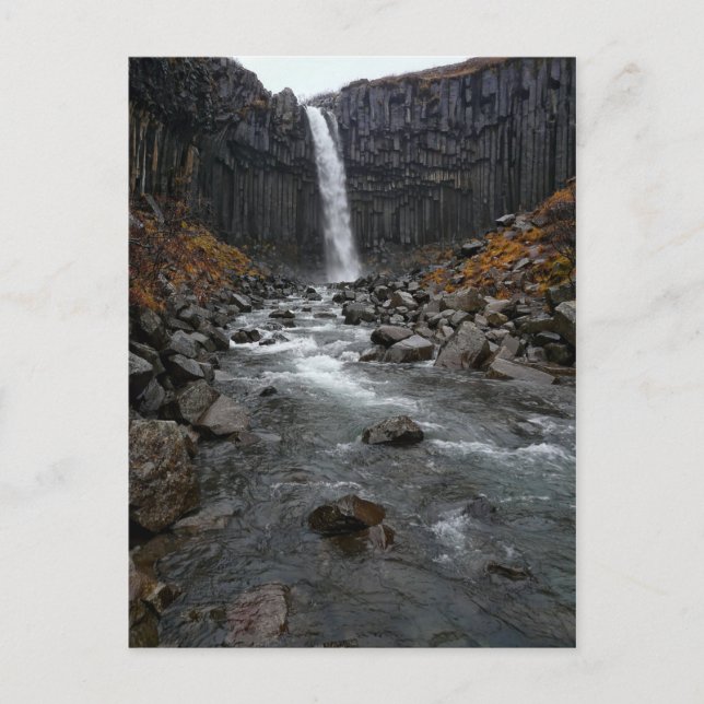 Cascade de Svartifoss en Islande carte postale ver (Devant)