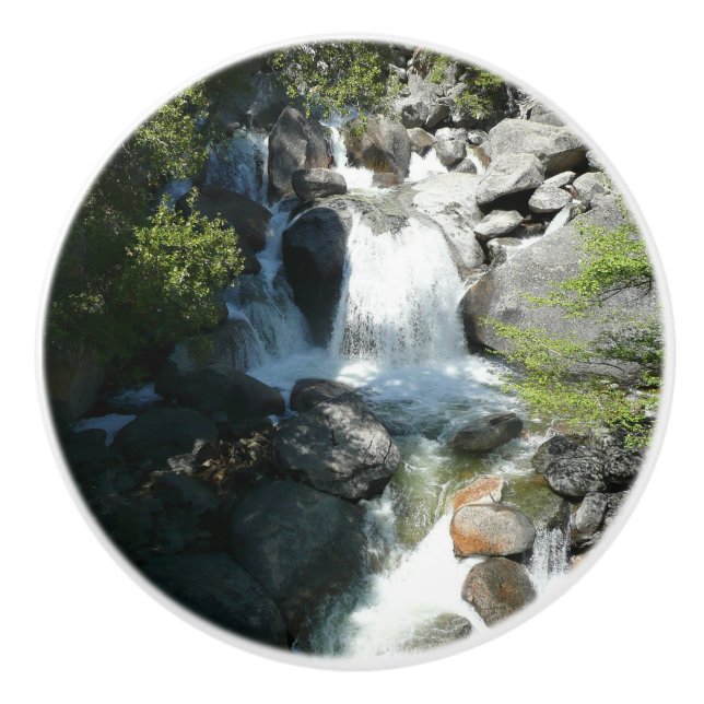 Cascade Falls at Yosemite National Park Keramikknauf (Vorderseite)