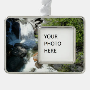 Cascade Falls im Yosemite National Park Rahmen-Ornament Silber