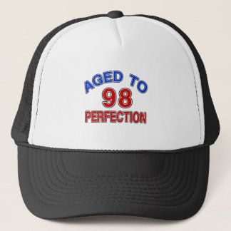 Casquette 98 âgé à la perfection