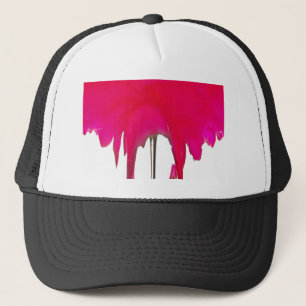 Casquette Belle rose rouge extraordinaire sous le ciel blanc